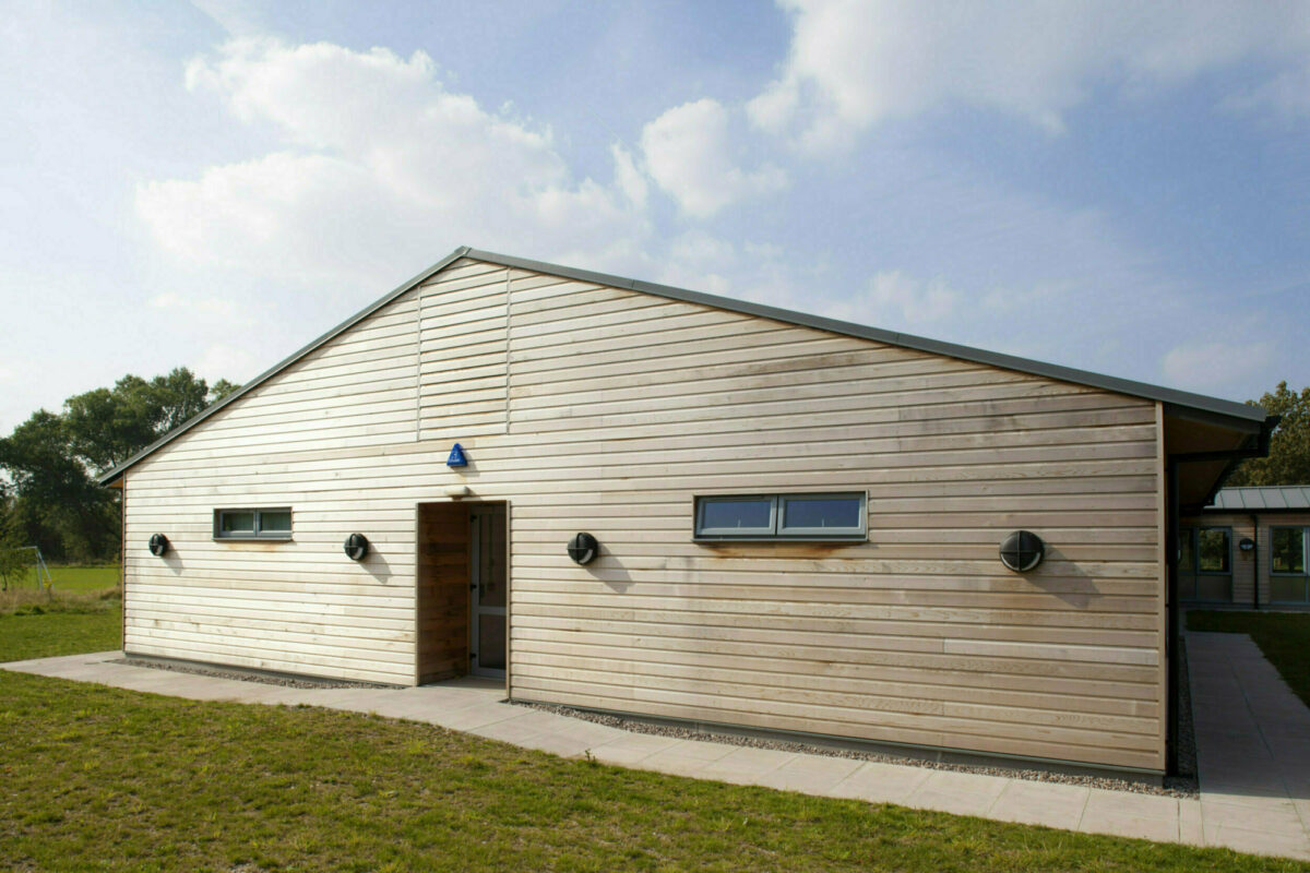 SIPs Activity Centre and Dormitory at Laches Wood • SIPSClays