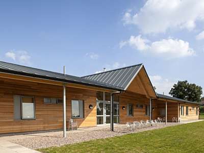 SIPs Activity Centre and Dormitory at Laches Wood project photograph